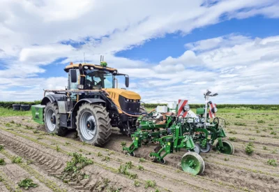 garford-electric-weeder-carrot-front-jcb